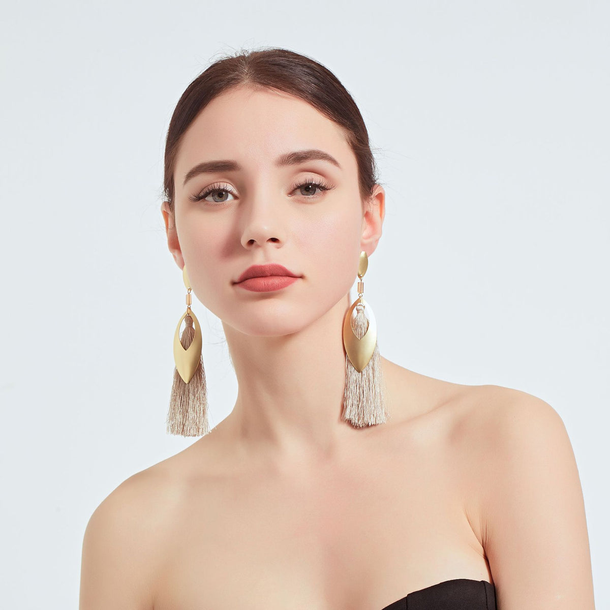 Carefully Selected Cross-Border Jewelry, European and American Fashion Tassel Earrings, Bohemian Alloy Personalized Ear Studs, Earrings, and Ear Accessories for Women