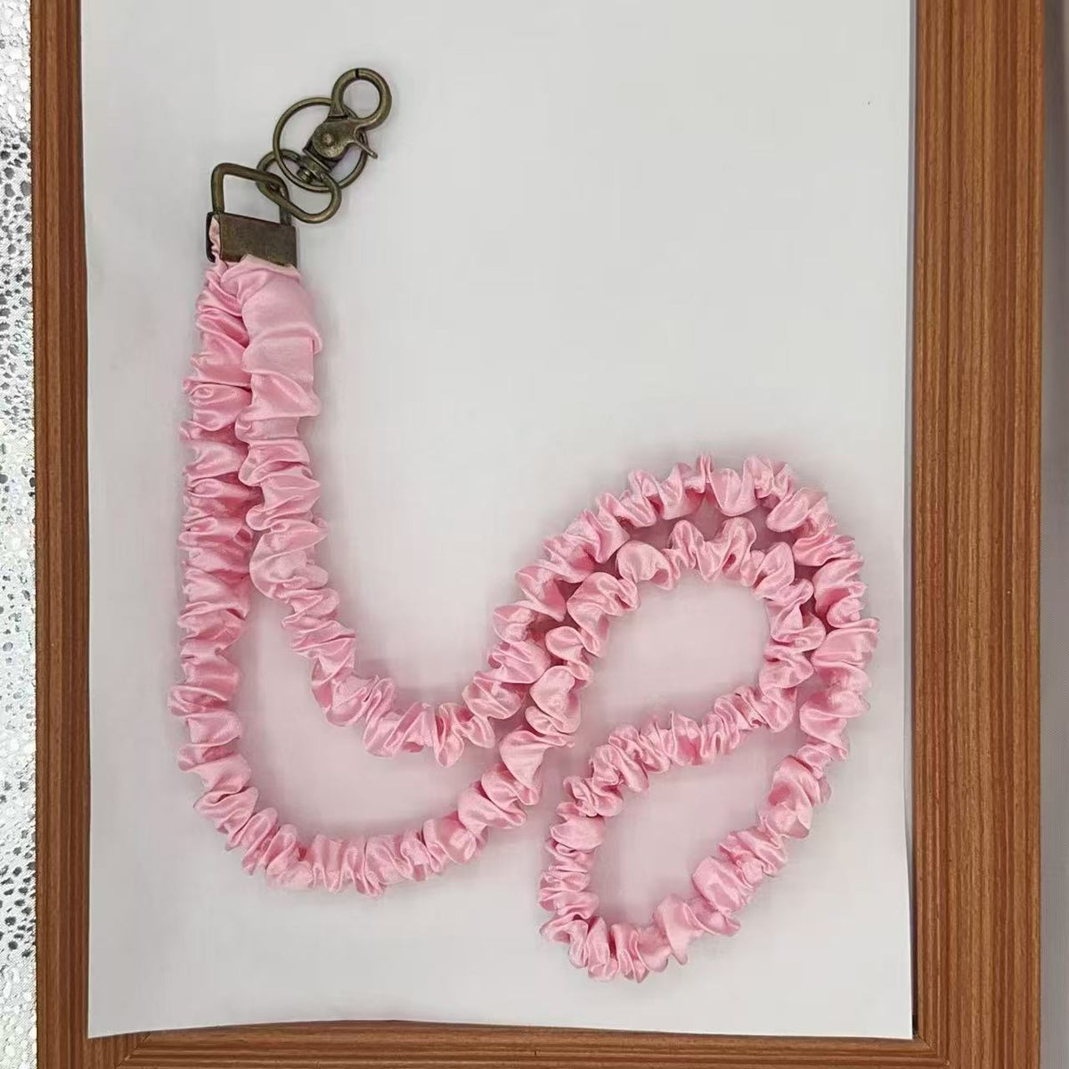 Long Mobile Phone Lanyard with a Neck-Hanging Design, Handmade Sturdy Pleated Fabric Phone Strap with Metal Buckle and Elastic Decorative Chain