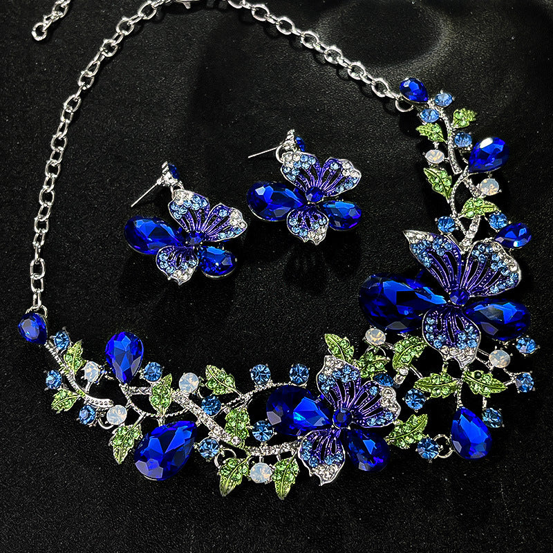 Parure de collier rétro audacieux (style international) pour femme : luxe, cristaux et élégance pour soirées et banquets – Vente directe d'usine
