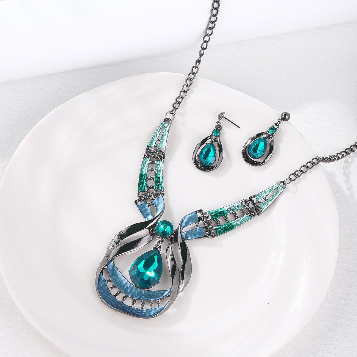 Parure de collier rétro audacieux (style international) pour femme : luxe, cristaux et élégance pour soirées et banquets – Vente directe d'usine