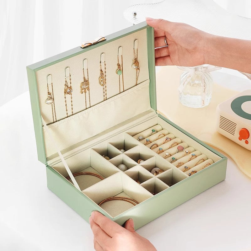 Large-Capacity Jewelry Storage Box, Jewelry Box for Hand Accessories, Rings, Earrings, Necklaces, Bracelets, and Jewelry Storage Box