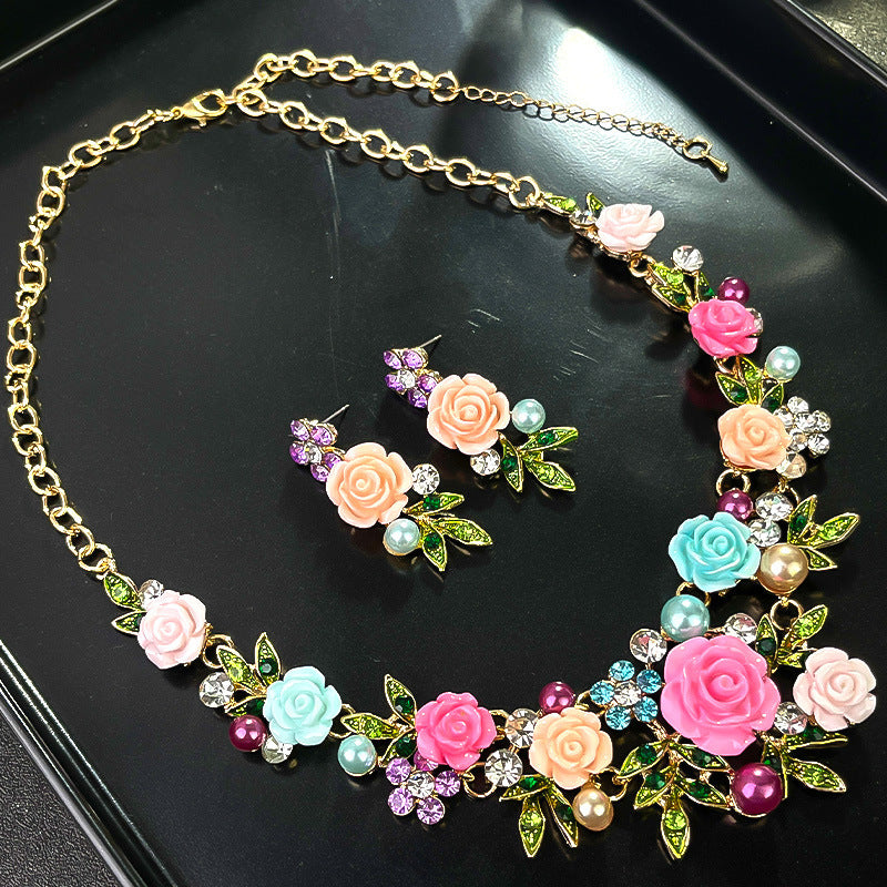 Parure de collier rétro audacieux (style international) pour femme : luxe, cristaux et élégance pour soirées et banquets – Vente directe d'usine