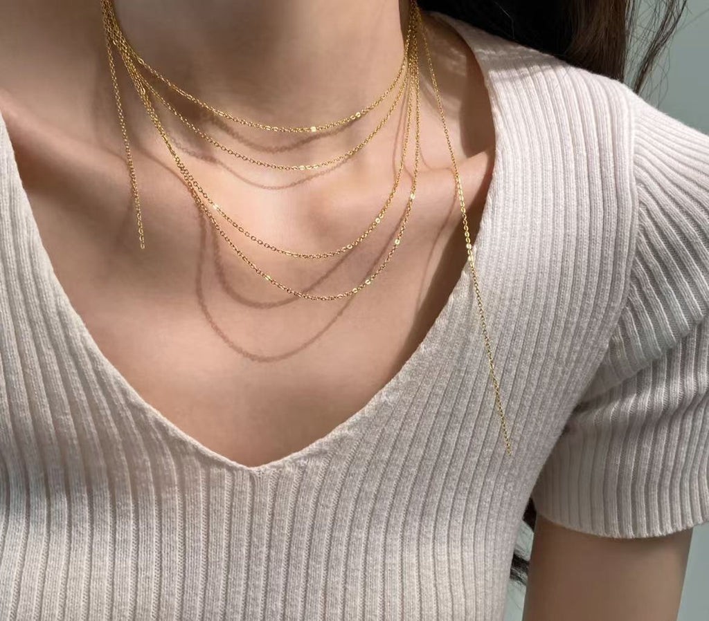 Collier chaîne fine et élégante (style européen/américain) – Chaîne de clavicule polyvalente – Bijou idéal pour chemisier ou robe