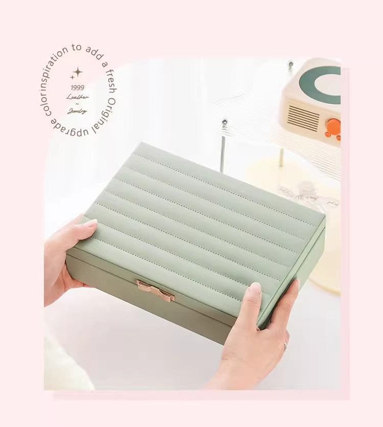 Large-Capacity Jewelry Storage Box, Jewelry Box for Hand Accessories, Rings, Earrings, Necklaces, Bracelets, and Jewelry Storage Box