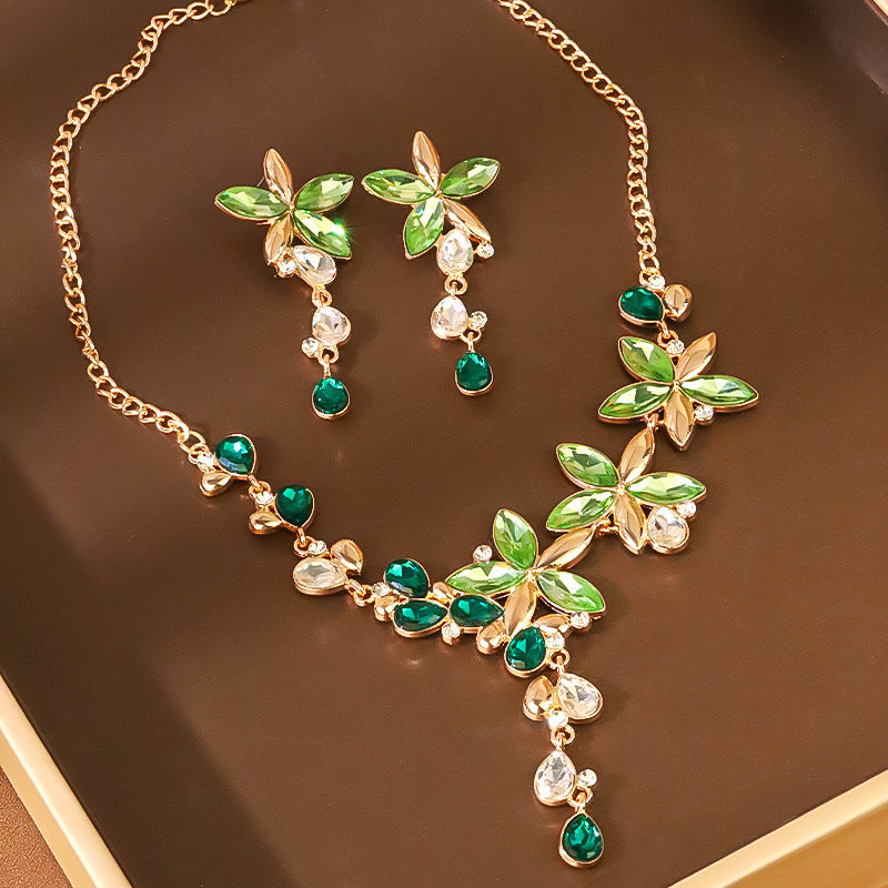 Parure de collier rétro audacieux (style international) pour femme : luxe, cristaux et élégance pour soirées et banquets – Vente directe d'usine