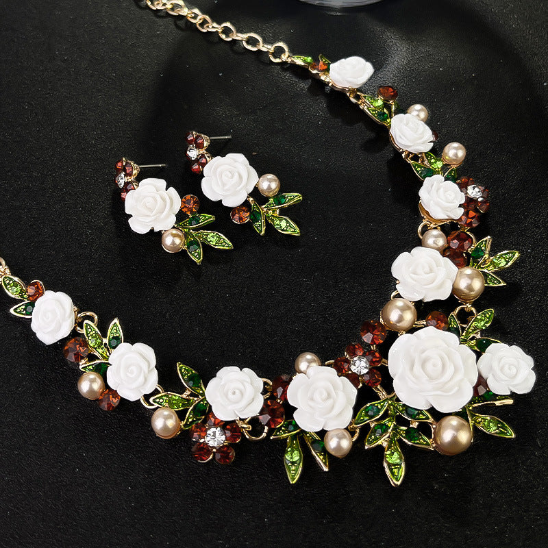 Parure de collier rétro audacieux (style international) pour femme : luxe, cristaux et élégance pour soirées et banquets – Vente directe d'usine