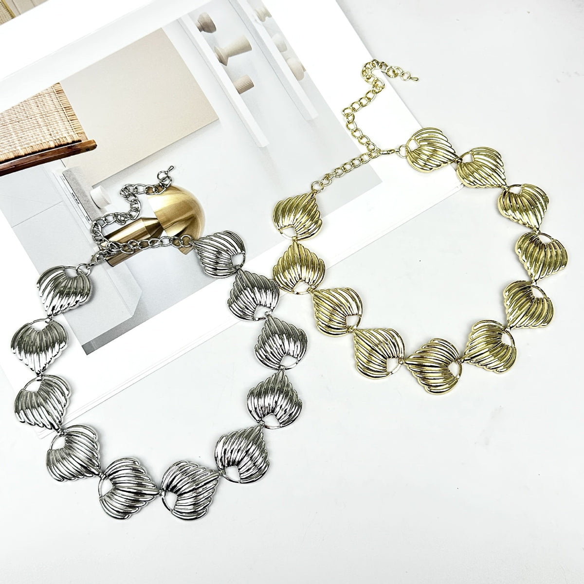 Amazon Cross-border Foreign Trade Jewelry Metal Shell Necklace Women Choker Niche Exaggerated Retro Light Luxury Clavicle Chain