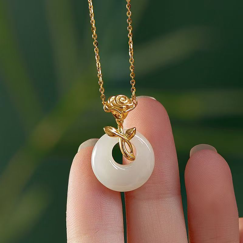 Classic S925 Sterling Silver Necklace for Women, New Chinoiserie Rose and Field Jade Pendant, Simple Accessible Luxury Niche Accessories