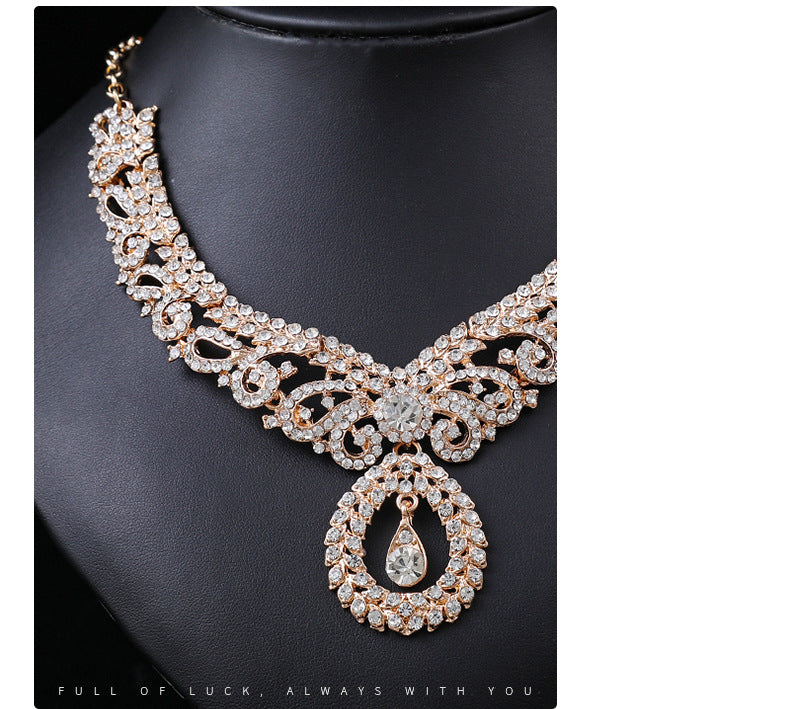 European and American Accessories Exaggerated Retro Necklace Set Women's Luxury Crystal Banquet Dress Accessories Clavicle Chain Three-Piece Set