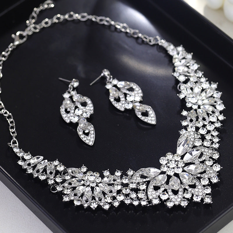 Parure de collier rétro audacieux (style international) pour femme : luxe, cristaux et élégance pour soirées et banquets – Vente directe d'usine