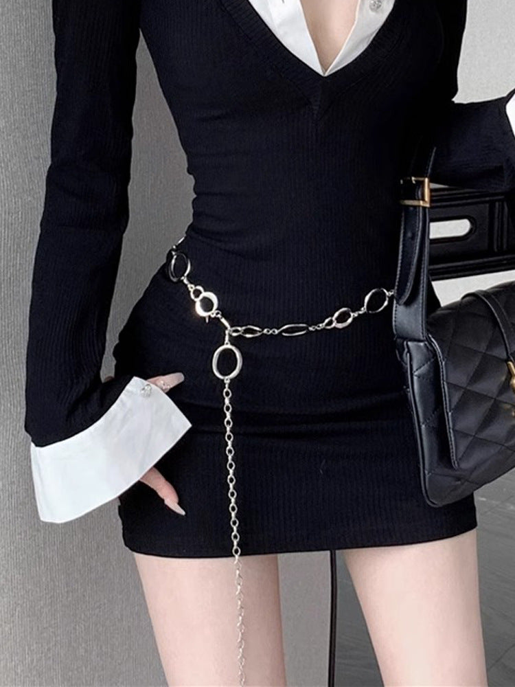 Ceinture métallique tendance (style « Insta ») : accessoire polyvalent pour jupes, pulls ou robes – Chaîne de taille fine et élégante