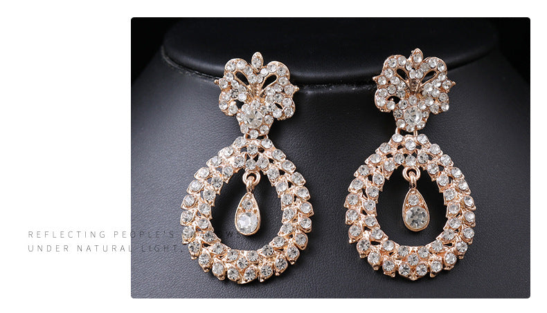 European and American Accessories Exaggerated Retro Necklace Set Women's Luxury Crystal Banquet Dress Accessories Clavicle Chain Three-Piece Set