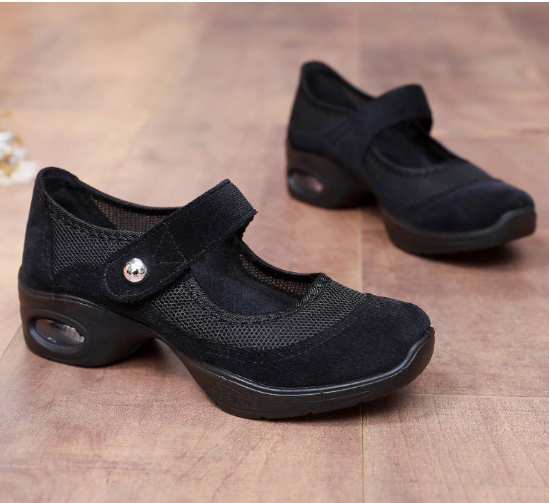 Dancing Shoes Women's Comfortable Soft Sole Square Dancing Women's Shoes Mesh Shoes for Moms Old Beijing Cloth Shoes Thick Sole Work Shoes