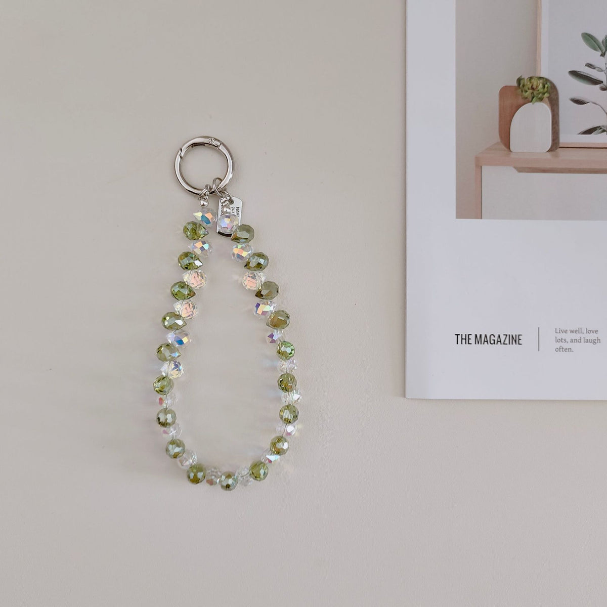 Phone Lanyard Ins Style Light Luxury Crystal Phone Holder Chain Niche Exquisite Camera Strap Accessory Keychain