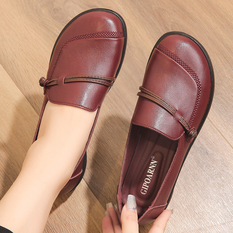 Chaussures pour femmes d'âge mûr et seniors (nouveauté 2026) : semelles souples, cuir confortable et antidérapant, idéales pour le printemps et l'automne