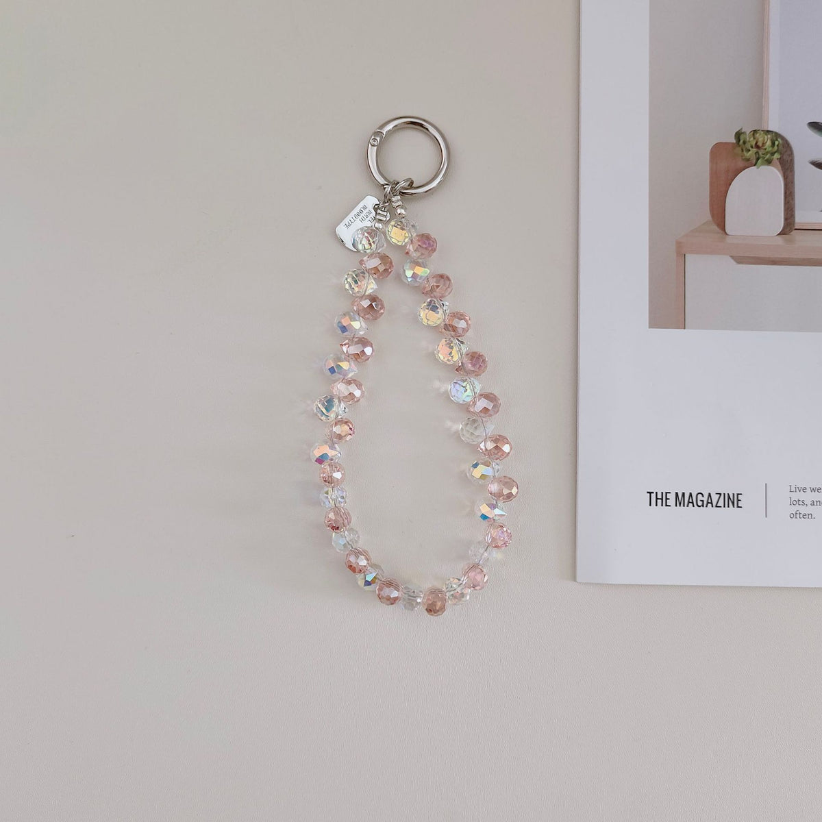 Phone Lanyard Ins Style Light Luxury Crystal Phone Holder Chain Niche Exquisite Camera Strap Accessory Keychain