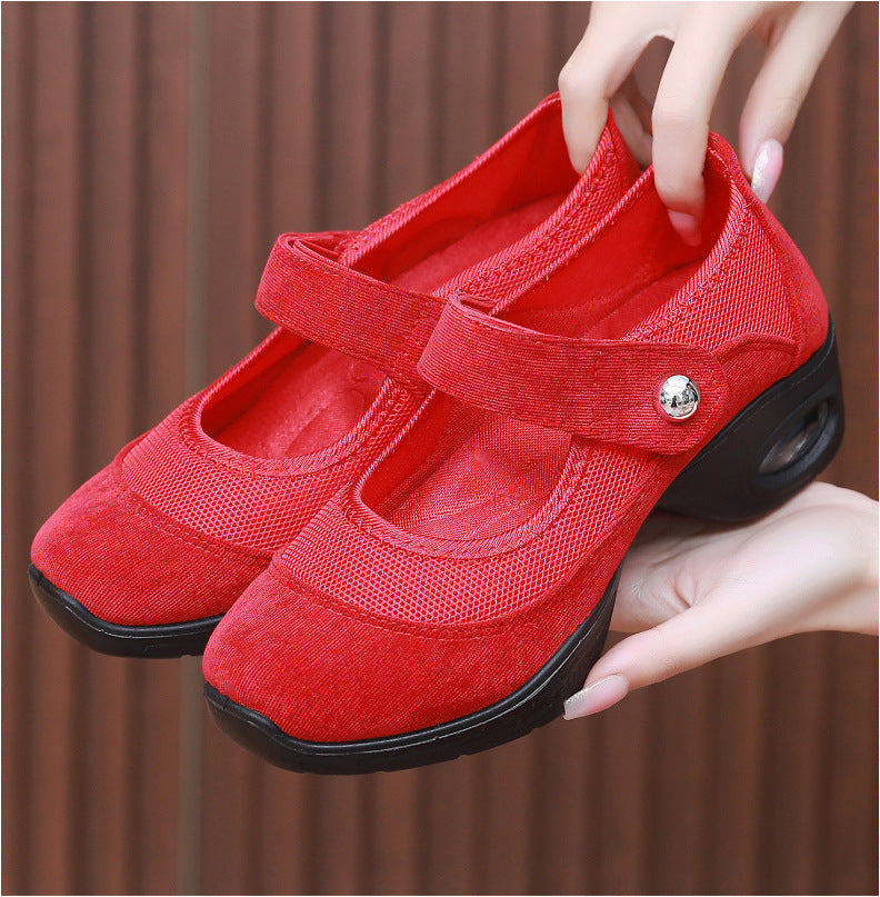 Dancing Shoes Women's Comfortable Soft Sole Square Dancing Women's Shoes Mesh Shoes for Moms Old Beijing Cloth Shoes Thick Sole Work Shoes