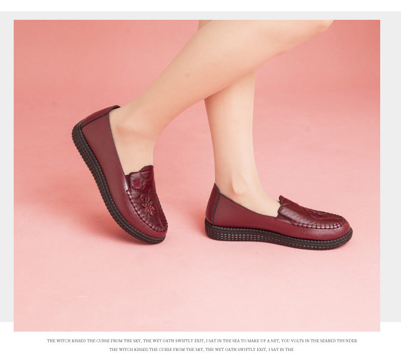 Women's shoes single-layer shoes mother's shoes soft bottom soft surface Spring and Autumn new casual comfortable non-slip flat shoes mother's shoes embroidered shoes