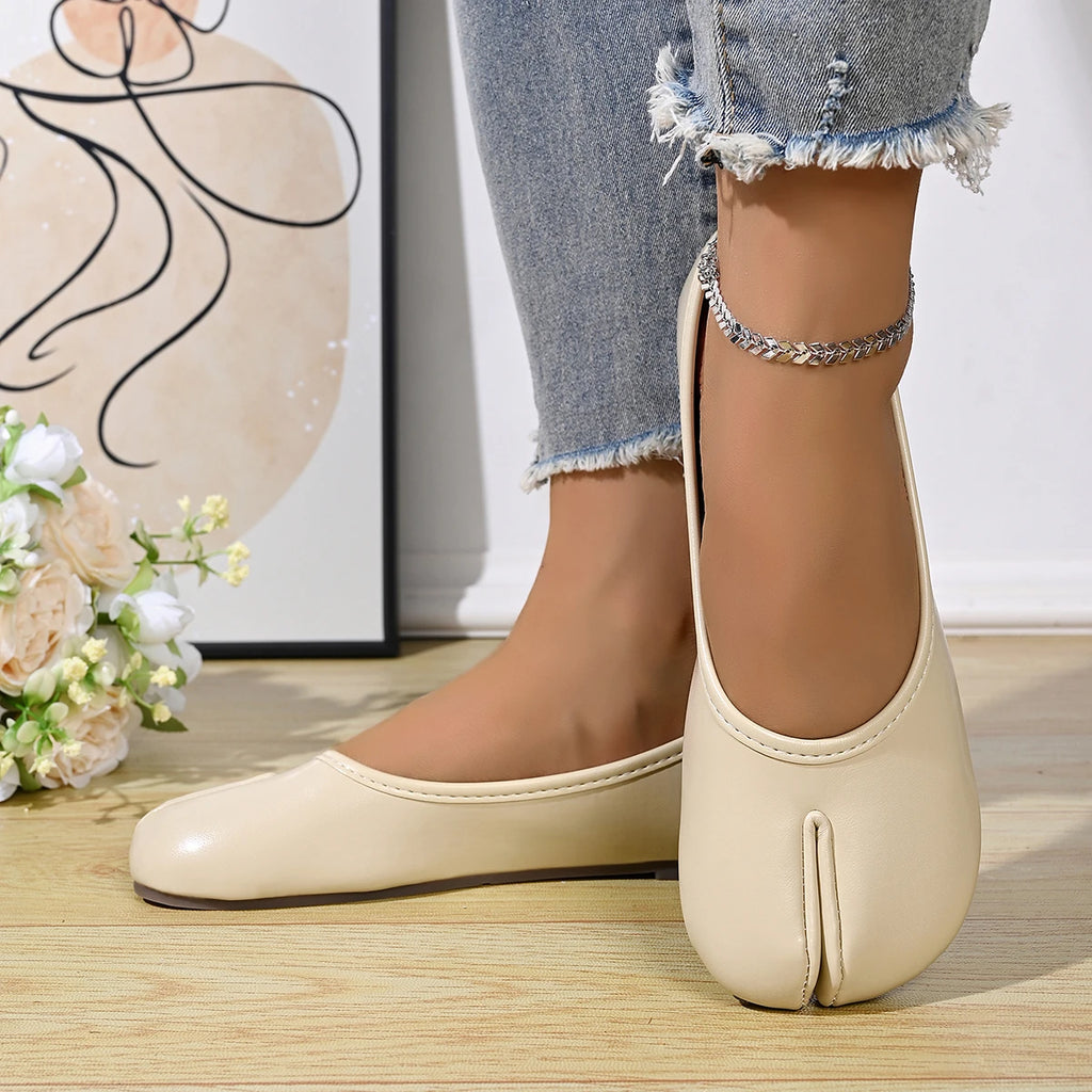 Chaussures Tabi en cuir PU tendance pour femmes, fabriquées à la main, chaussures plates de haute qualité, design de luxe, mules à bout fendu.