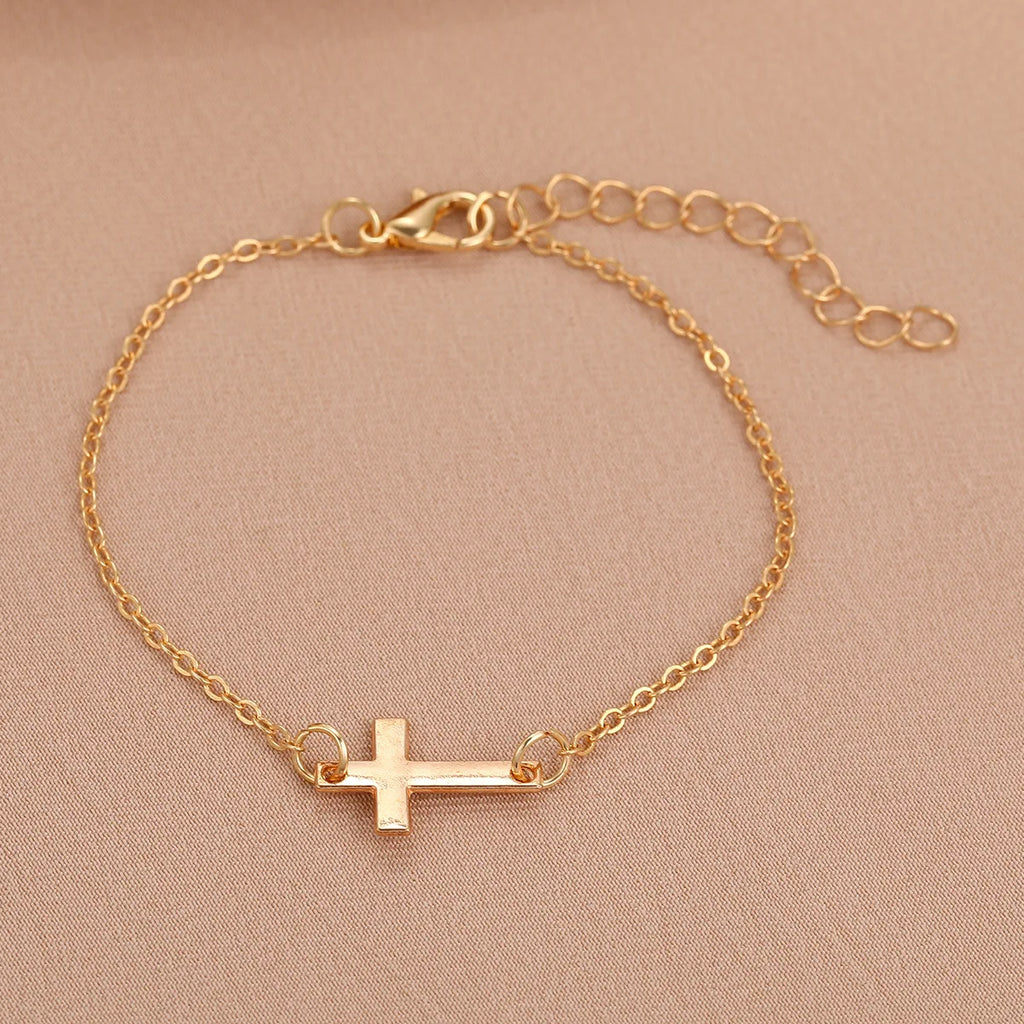 Le nouveau bracelet croisé pour femmes, mode, luxe léger, tempérament, design de niche, bracelet de sensibilité senior, cadeaux