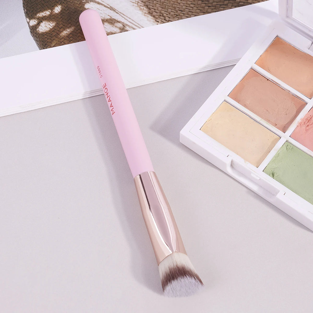MAANGE-Pinceau de maquillage sous les yeux, brosse triangulaire pour fond de teint, mélange de crème liquide, outils cosmétiques