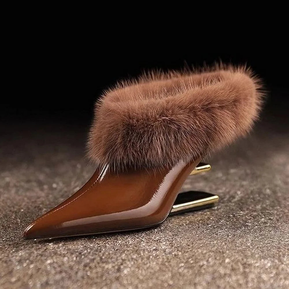 Nouvelles mules pour femmes, bottines à talon haut, chaussures d'hiver fourrées, pantoufles à bout pointu, chaussures compensées à enfiler