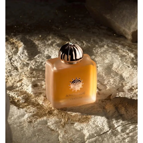 AMOUAGE Eau de Parfum pour Femme 100ml – Parfum Féminin Élégant Longue Durée, Doux, Chaleureux et Unique avec des Variantes Irrésistibles