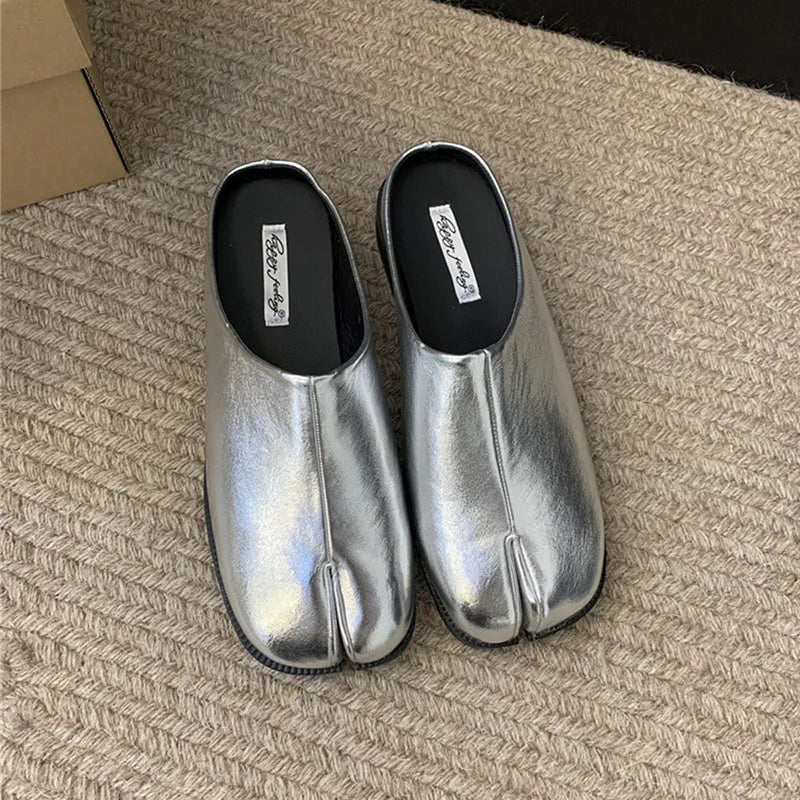 Chaussures d'intérieur et d'extérieur pour femmes, pantoufles plates, Mules à la mode, bout étrange, pantoufles, sandales pour dames