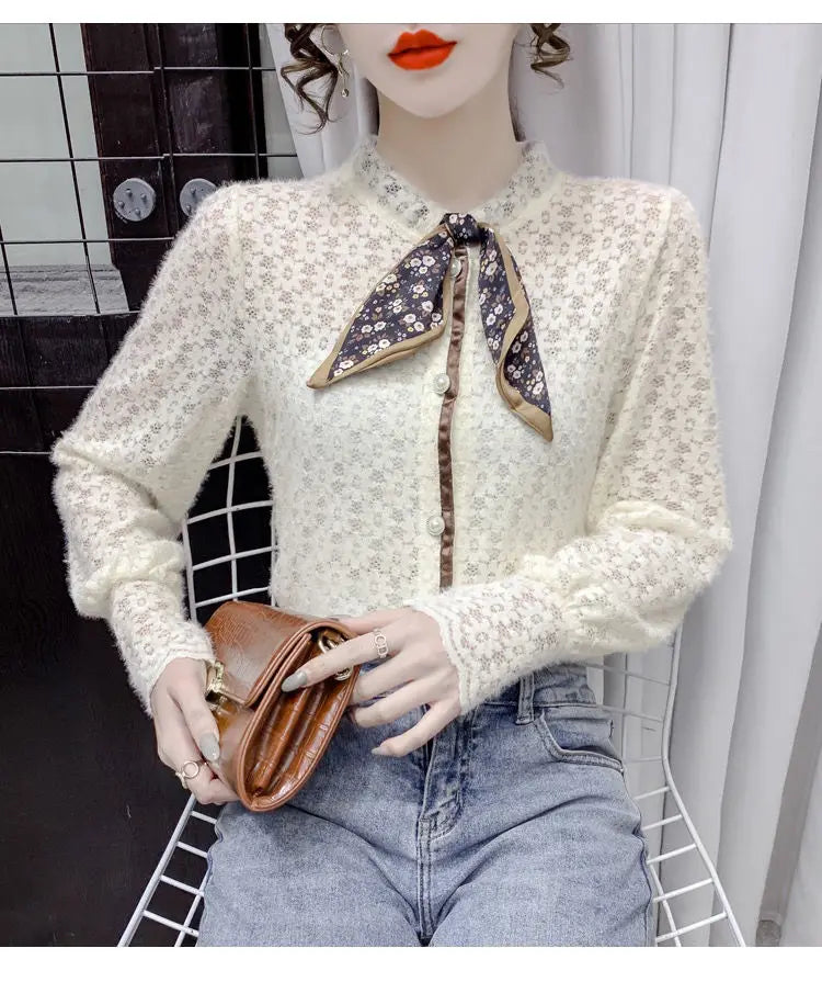 Chemise en velours pour femmes, automne hiver, écharpe à manches longues, collier, chemise en dentelle imprimée, haut à manches bouffantes intérieures en maille à la mode
