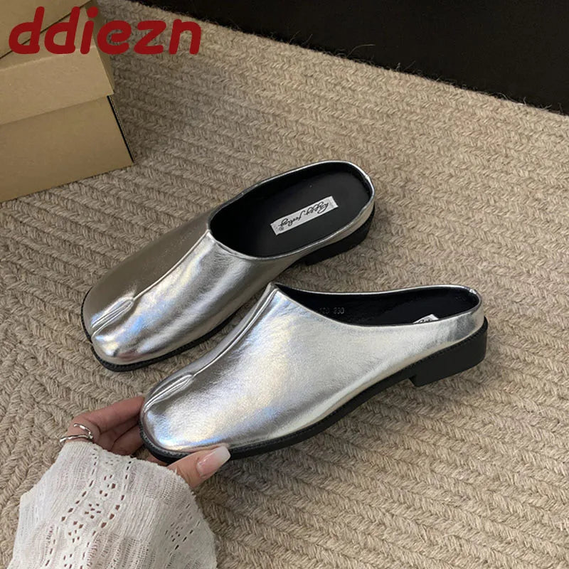 Chaussures d'intérieur et d'extérieur pour femmes, pantoufles plates, Mules à la mode, bout étrange, pantoufles, sandales pour dames