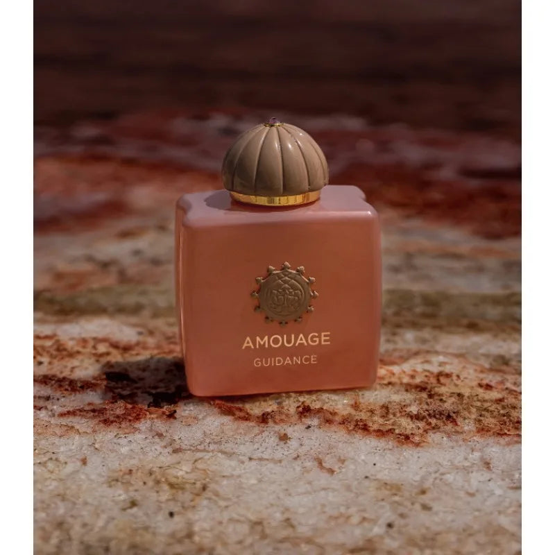 AMOUAGE Eau de Parfum pour Femme 100ml – Parfum Féminin Élégant Longue Durée, Doux, Chaleureux et Unique avec des Variantes Irrésistibles