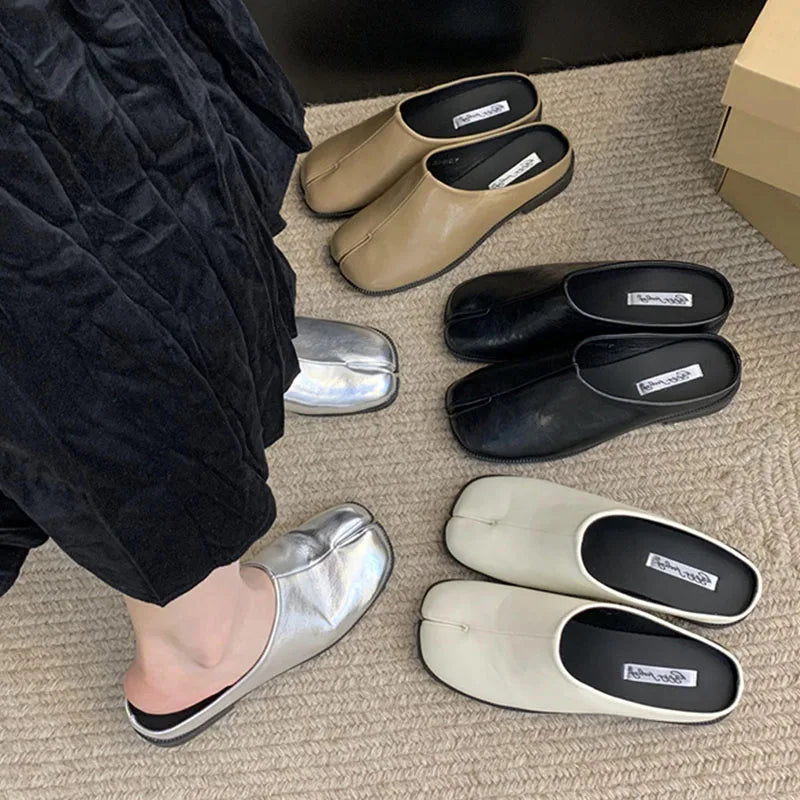 Chaussures d'intérieur et d'extérieur pour femmes, pantoufles plates, Mules à la mode, bout étrange, pantoufles, sandales pour dames
