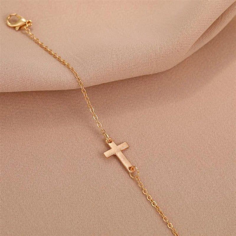 Le nouveau bracelet croisé pour femmes, mode, luxe léger, tempérament, design de niche, bracelet de sensibilité senior, cadeaux