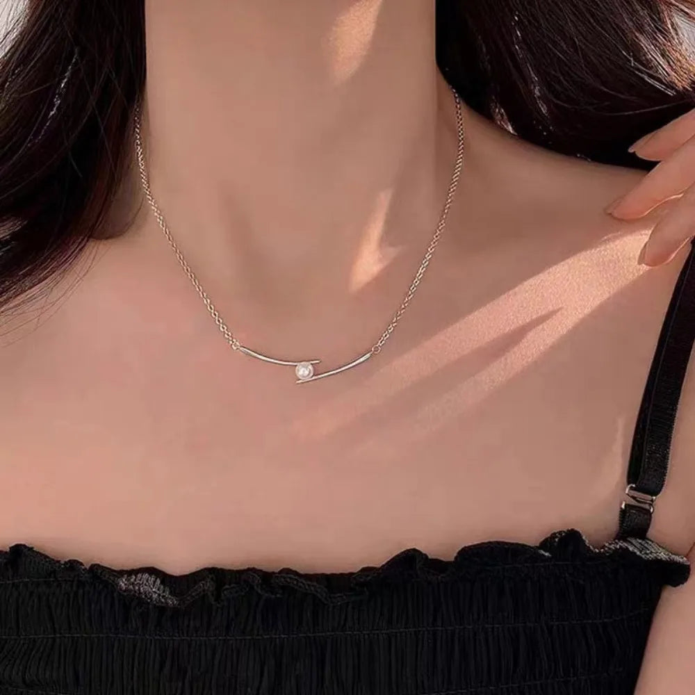 Collier pendentif perle de luxe pour femme, tour de cou croix, acier inoxydable, pas de décoloration, nouvelle mode, tempérament, cadeau accessoire bijoux