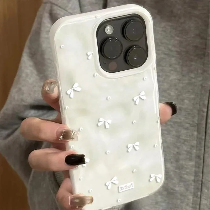 Coque de téléphone Coquette avec nœuds blancs pour iPhone 15 11 12 13 Plus 14 16 17 Pro Max 17 Air, motif perles mignonnes, ondulée, souple et antichoc