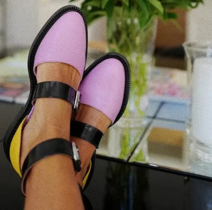 Sandales plates d'été 2026 pour femmes, pantoufles d'extérieur, tongs de plage pour dames