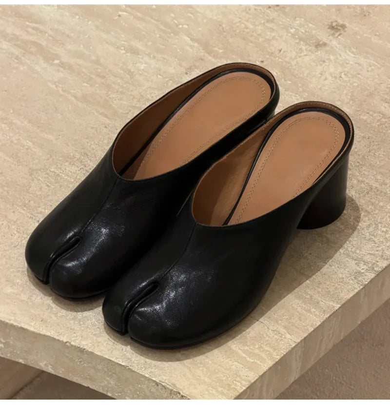 Mules à talons hauts Tabi noires vintage en cuir souple à bout fendu pour femme, style décontracté, à enfiler, collection printemps-été