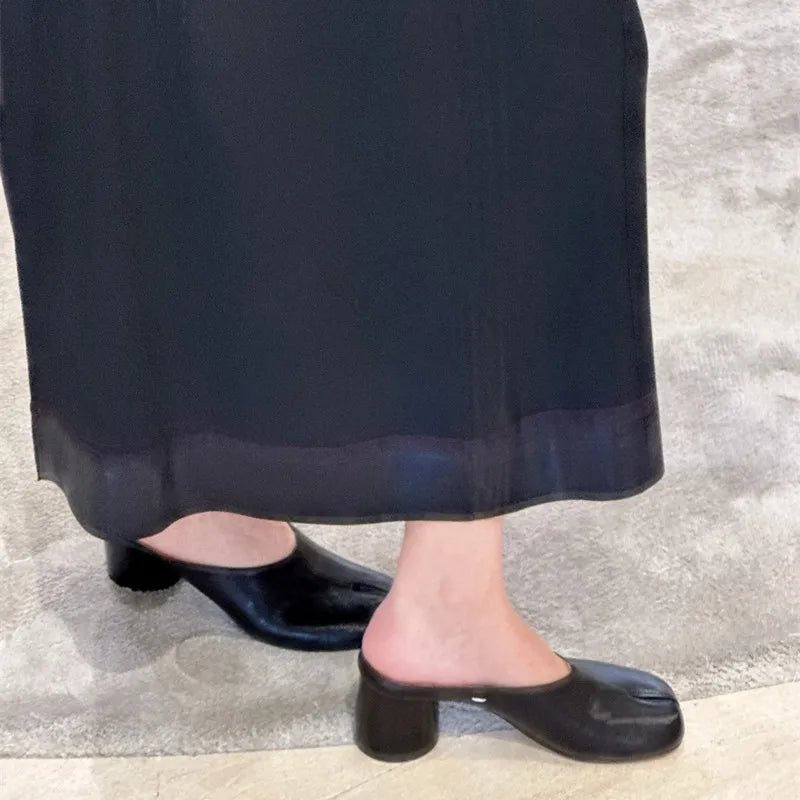 Mules à talons hauts Tabi noires vintage en cuir souple à bout fendu pour femme, style décontracté, à enfiler, collection printemps-été