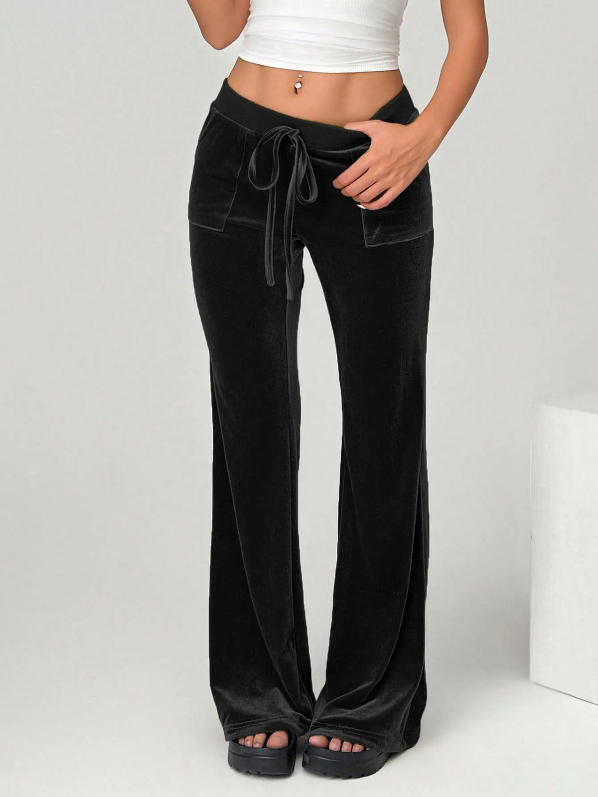 2025 pantalons décontractés en velours simples et élégants pour femmes automne et hiver pantalon à jambes larges avec cordon de serrage