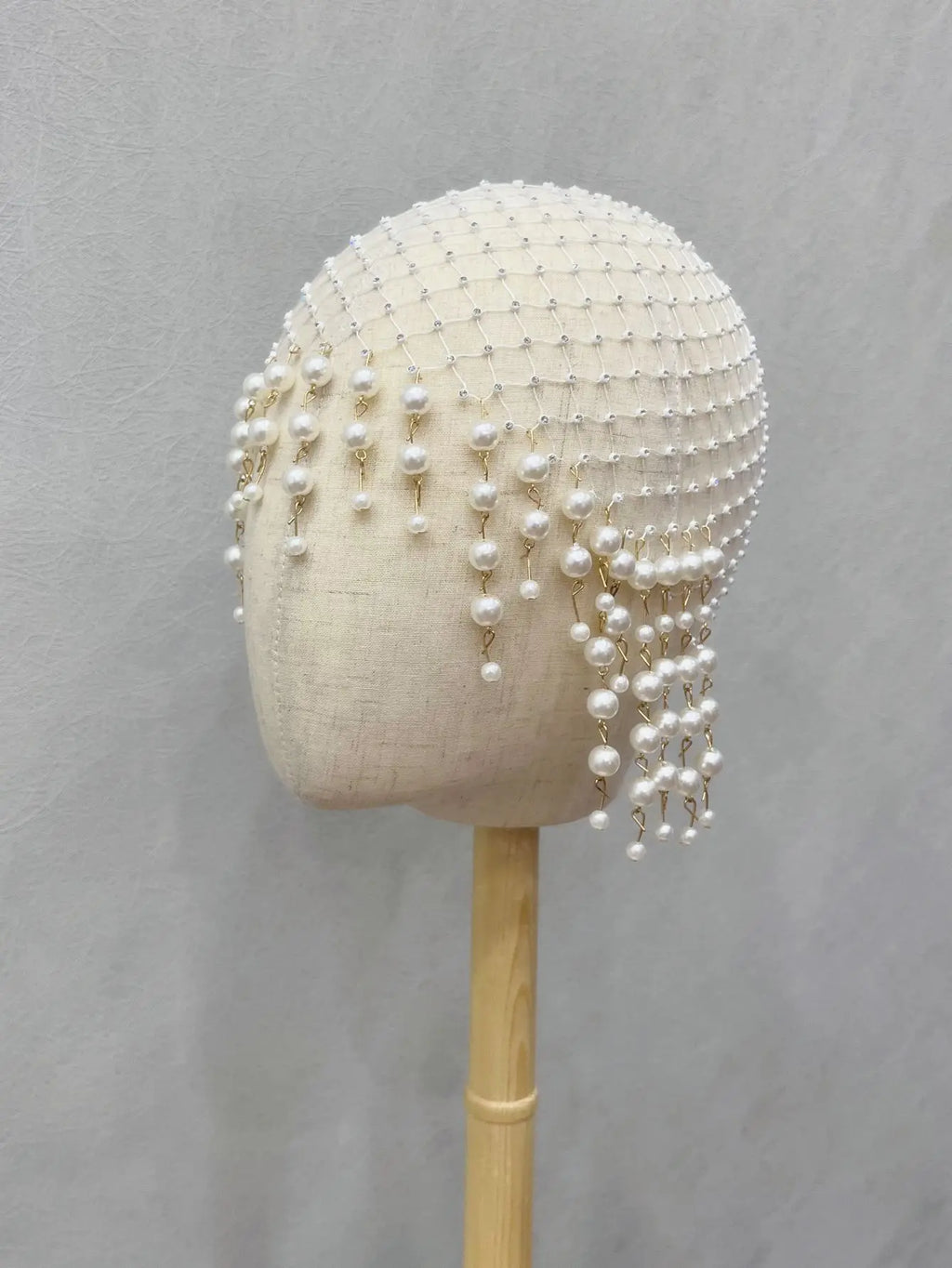 Accessoires pour cheveux en perles de mariage, bandeaux de cheveux faits à la main avec pompon, couvre-chef de luxe pour femmes
