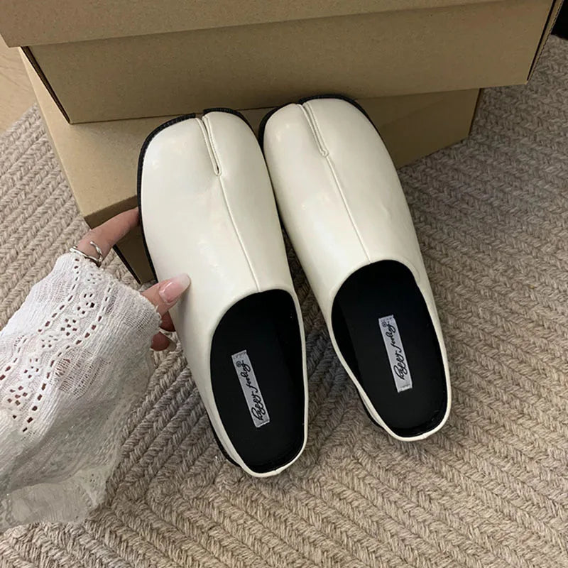 Chaussures d'intérieur et d'extérieur pour femmes, pantoufles plates, Mules à la mode, bout étrange, pantoufles, sandales pour dames