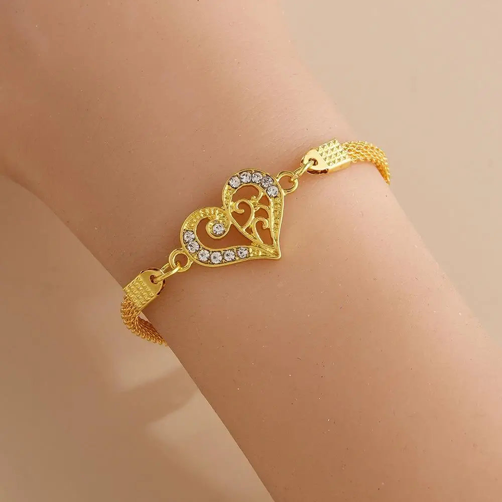 Le nouveau bracelet croisé pour femmes, mode, luxe léger, tempérament, design de niche, bracelet de sensibilité senior, cadeaux
