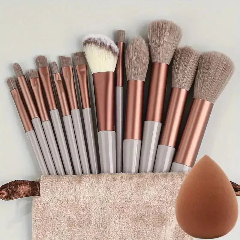Ensemble de pinceaux de maquillage professionnels - Pinceaux Kabuki et estompeurs doux et moelleux pour fond de teint, poudre, fard à paupières |   Kit d'outils de beauté