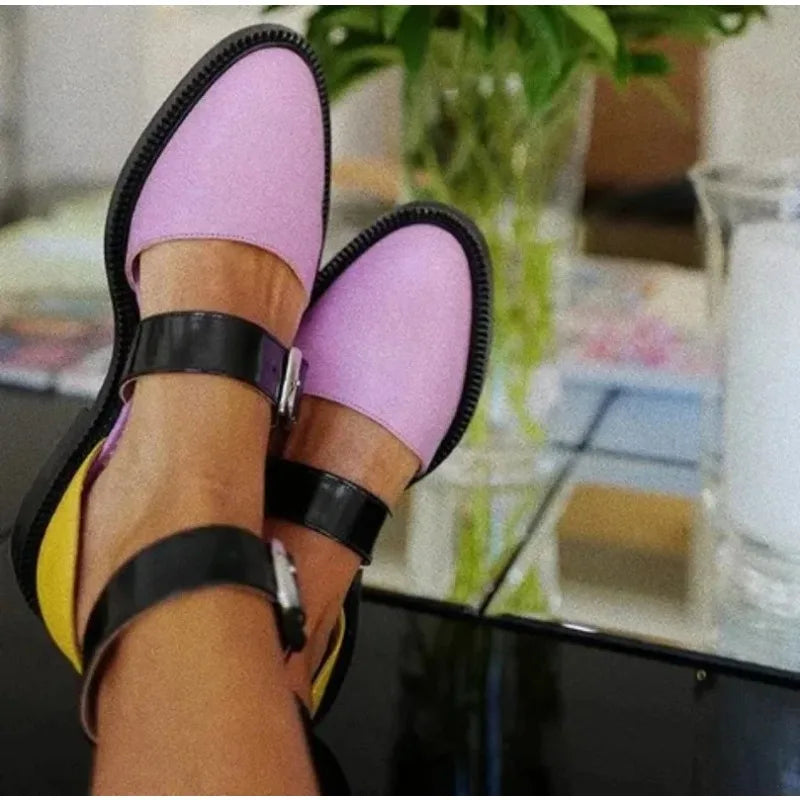 Sandales plates d'été 2026 pour femmes, pantoufles d'extérieur, tongs de plage pour dames